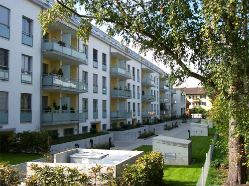 Zürich «Luegislandstrasse»